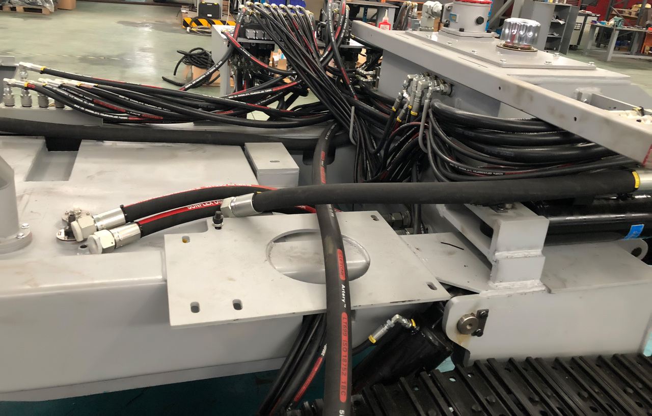 橡膠軟管加強層出現不規則斷絲現象如何避免？